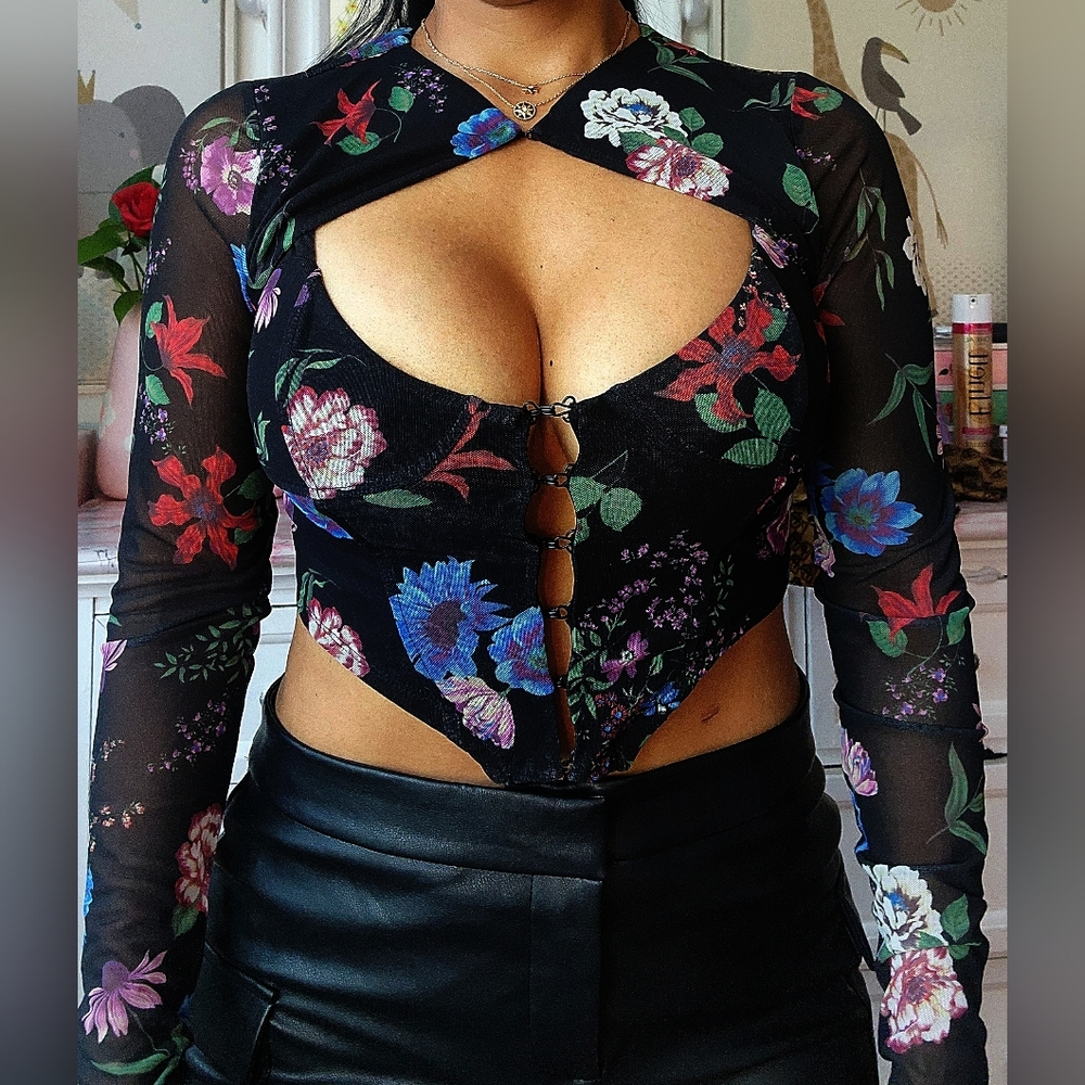 Top Crop Size SMALL